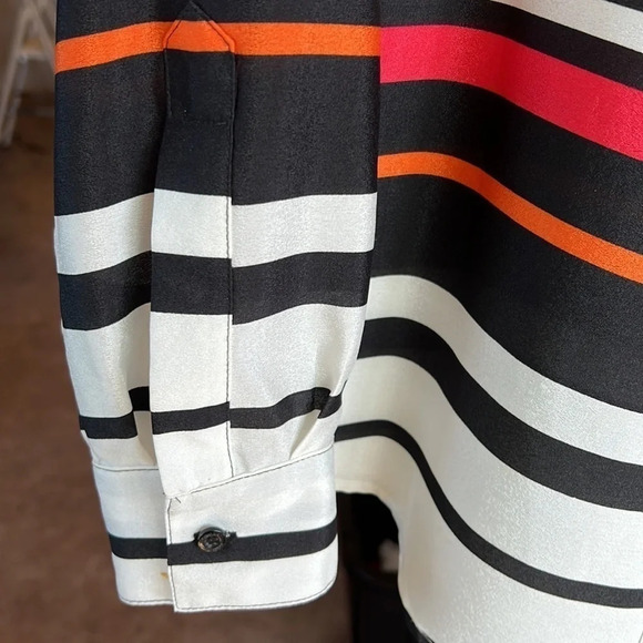 Calvin Klein sheer button down blouse size Small - Picture 4 of 10